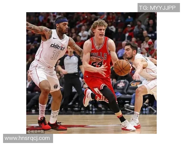 2013年公牛与奇才激战回顾：经典对决中的精彩瞬间与战术分析