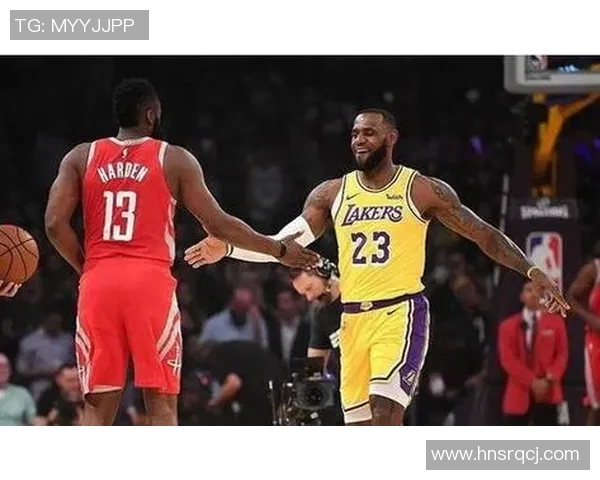 詹姆斯在对阵火箭队的精彩表现视频回顾与分析