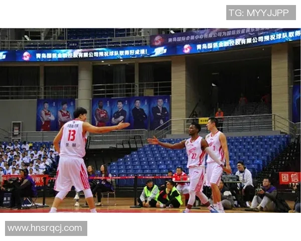 青岛国信双星迎战南京队力争主场胜利展现球队实力与斗志